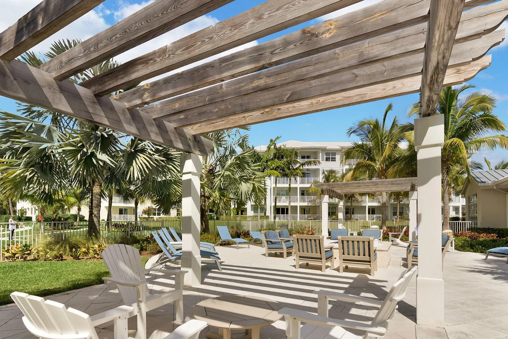 074-411BayColonyDrN-JunoBeach-SMALL