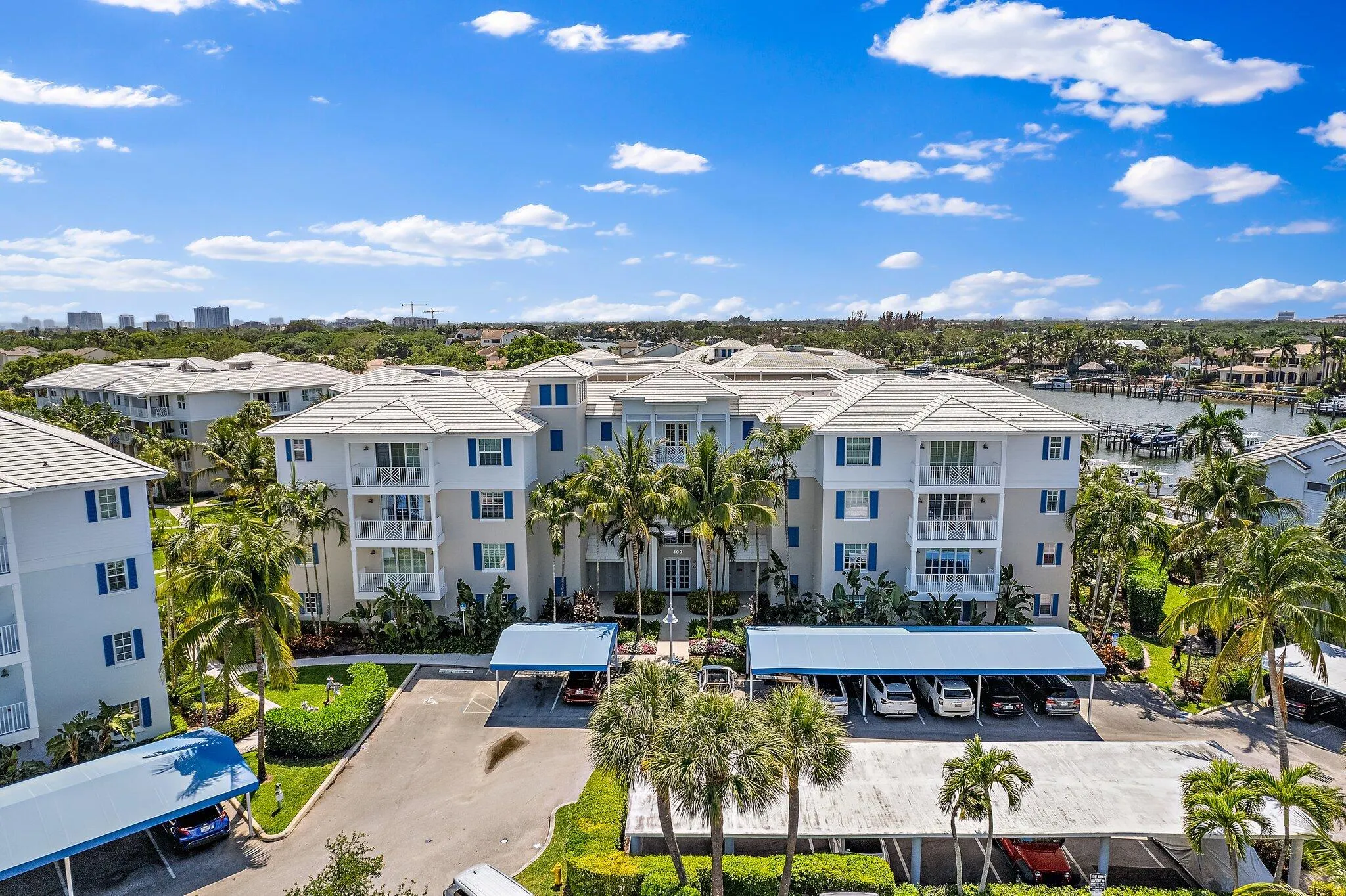 002-411BayColonyDrN-JunoBeach-SMALL