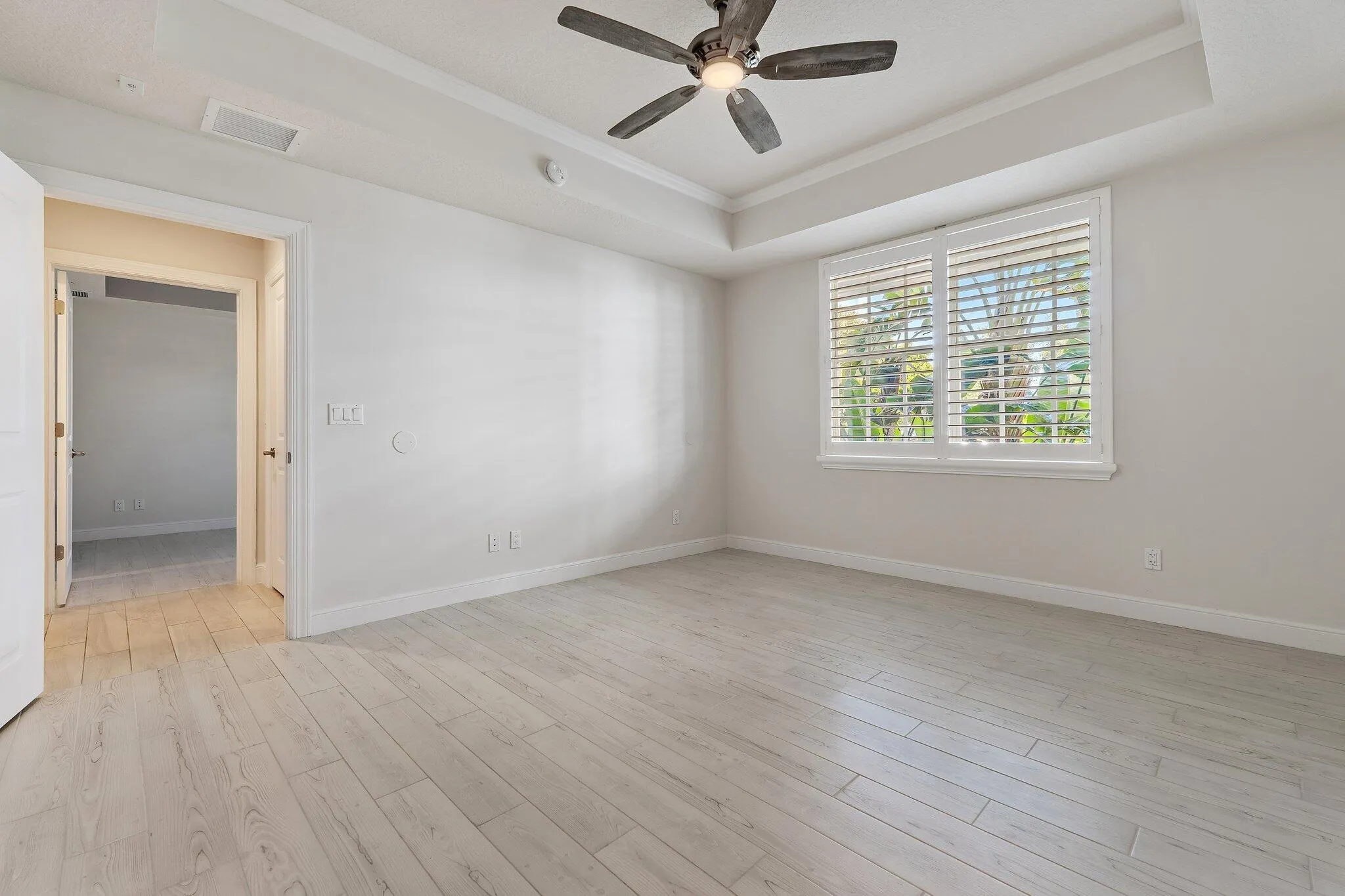 058-411BayColonyDrN-JunoBeach-SMALL
