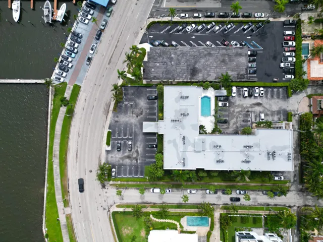 Yacht Club Towers