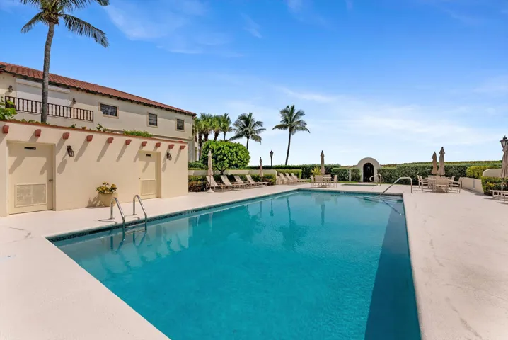 Resort Style Pool