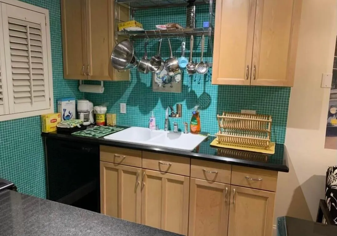 14 - kitchen