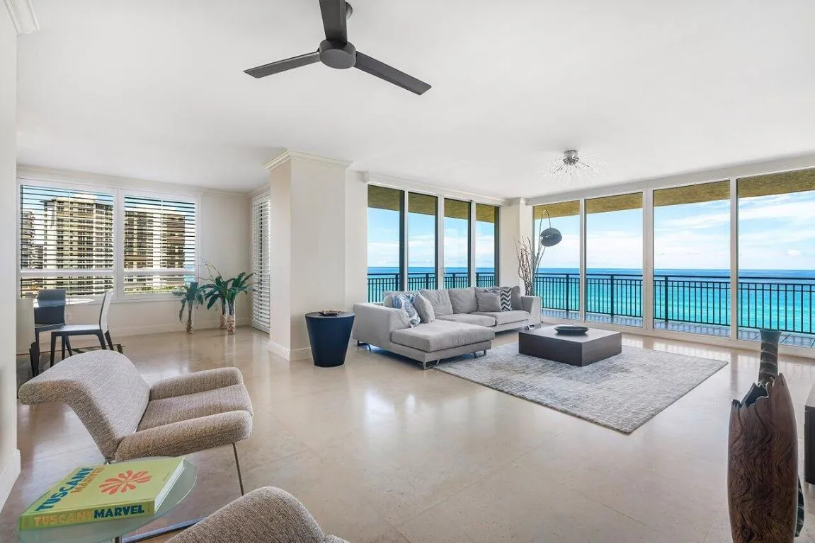 005-3800NorthOceanDrive-1053-RivieraBeac