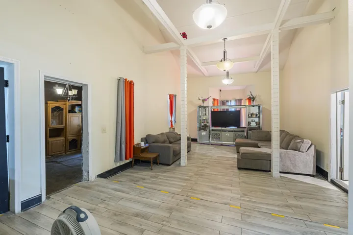 618-washington-st - awp - 0104-