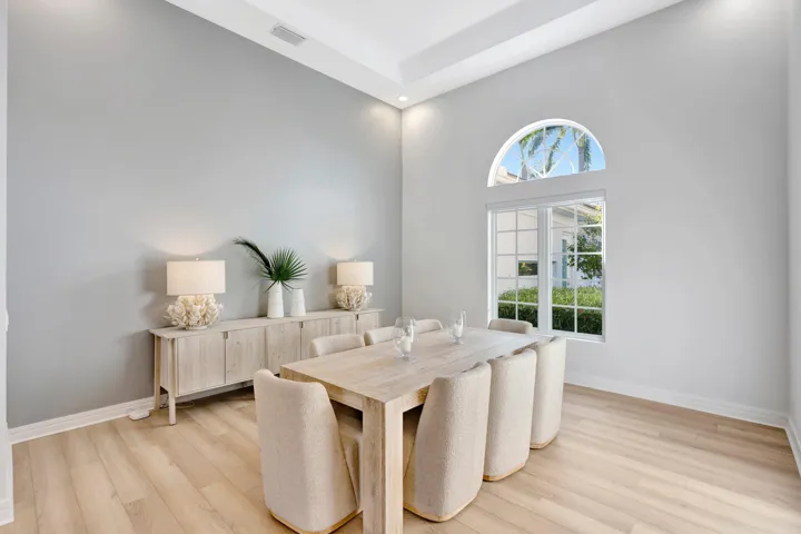 Ample Space For Entertaining