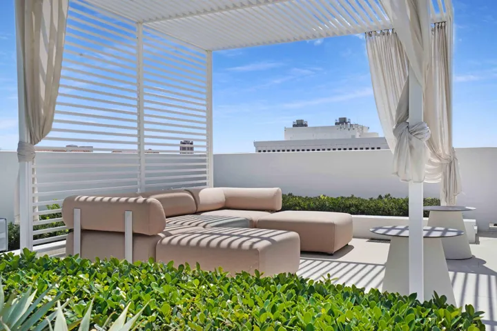 155 E Boca Raton Road