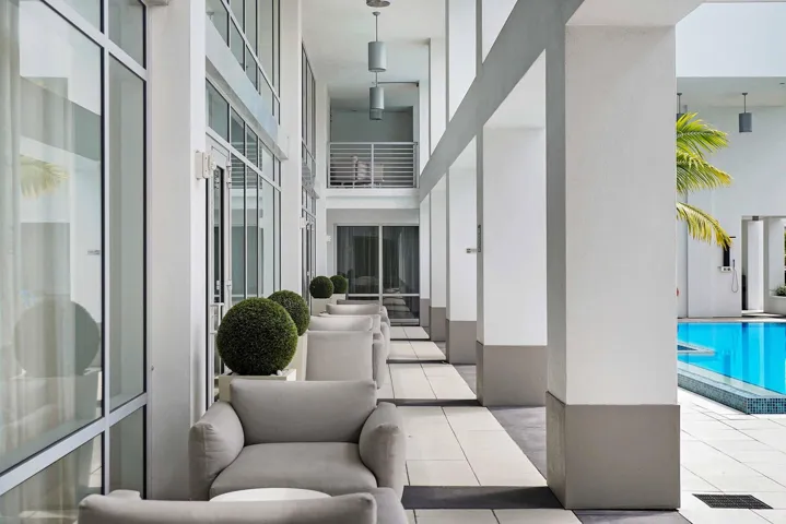 TOWER 155 - BOCA RATON