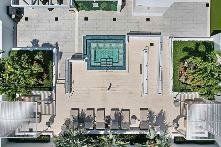 TOWER 155 - BOCA RATON