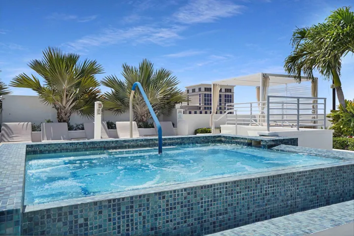 TOWER 155 - BOCA RATON