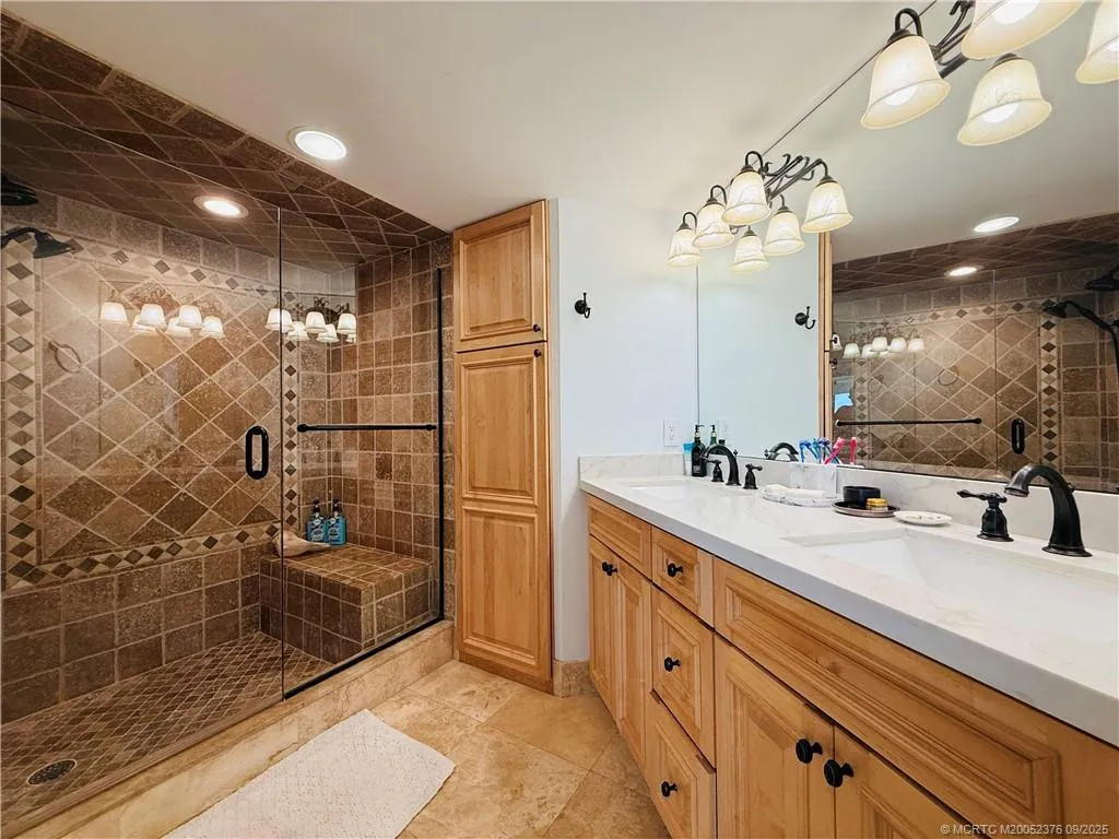Property photo 64