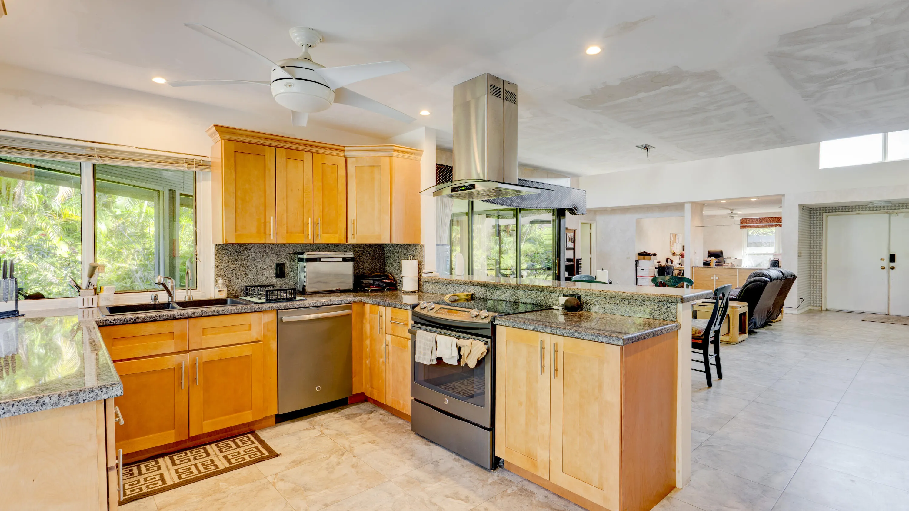 634 Lakewoode Cir w Delray Beach 33445-8
