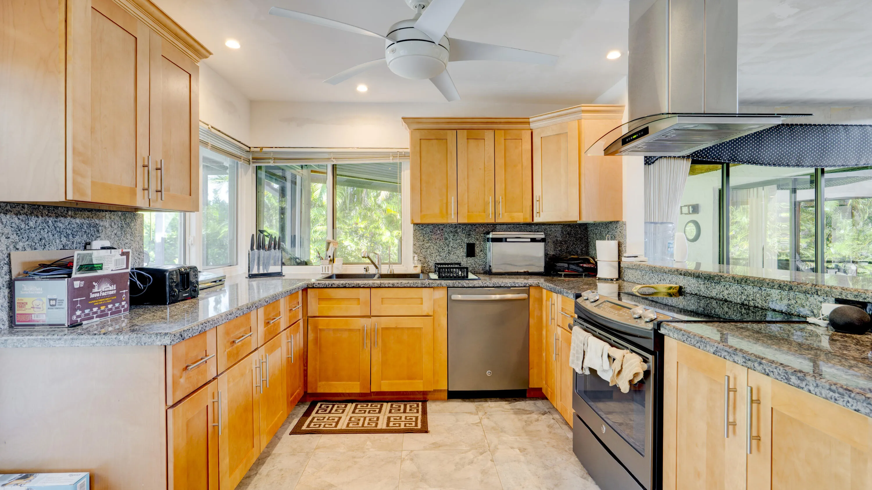 634 Lakewoode Cir w Delray Beach 33445-8