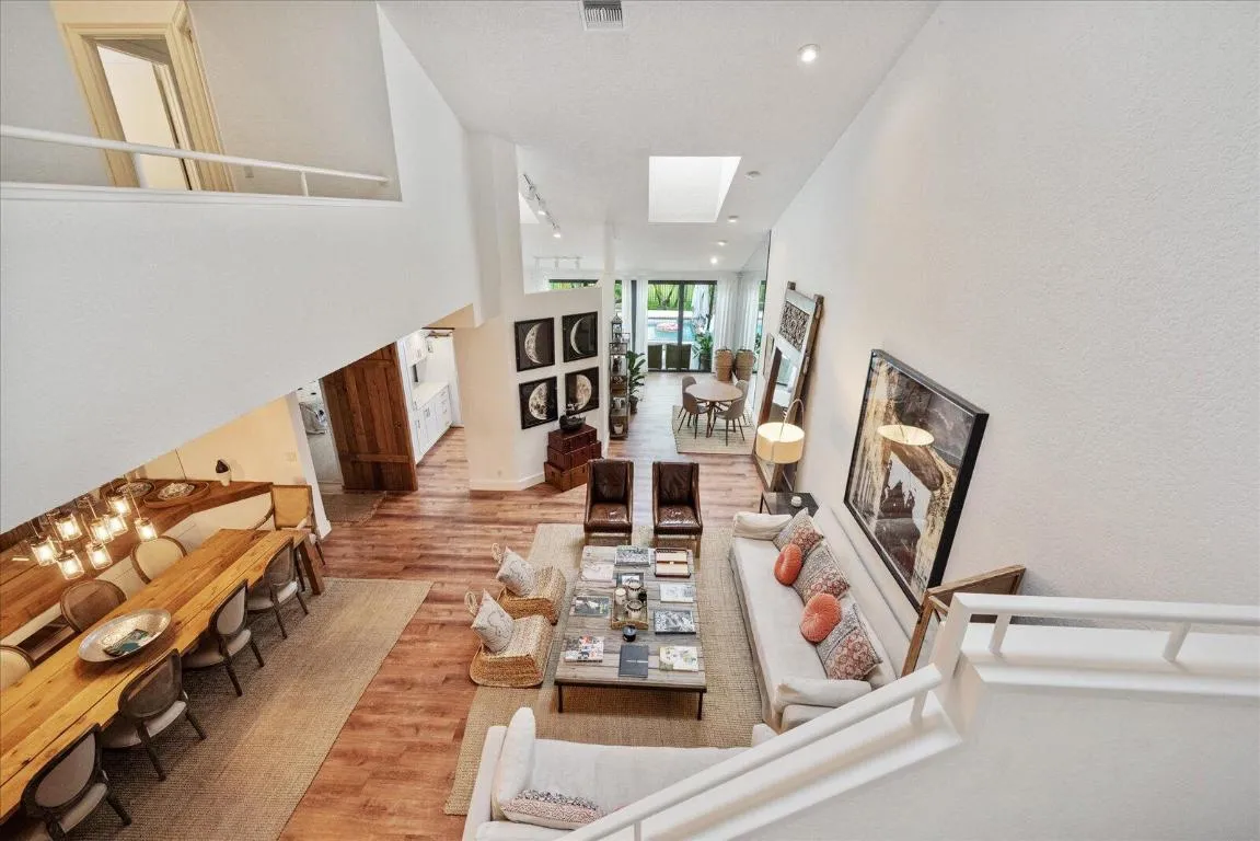Property photo 28
