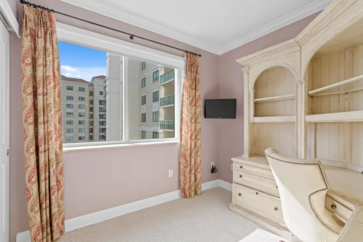 3rd bedroom/den/office