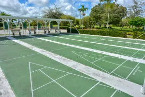 clubhouse amenities