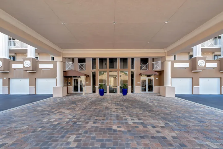 4160 N Hwy A1A Apt 1002A Fort-large-004-