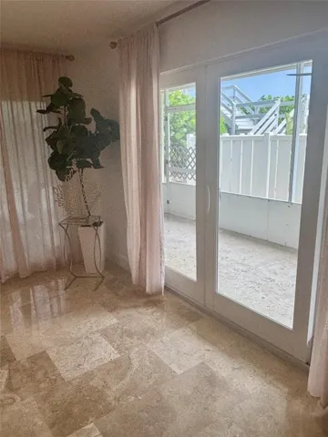 door 2 to patio