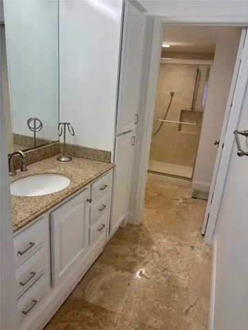 Primary en Suite Bath
