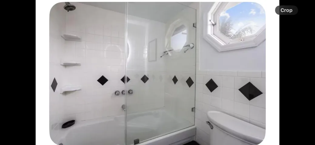 2nd Full Bathroom