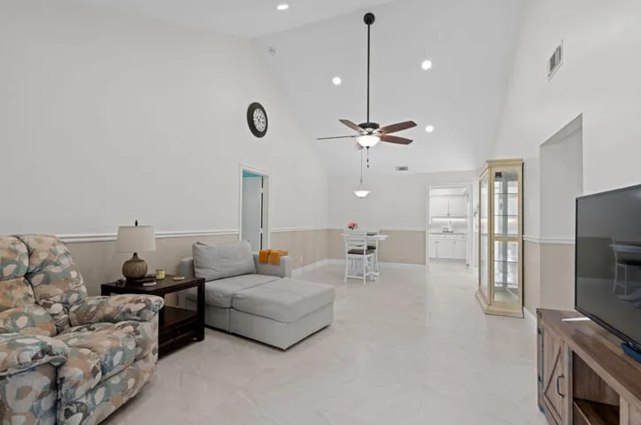 Living-Dining rooms 2