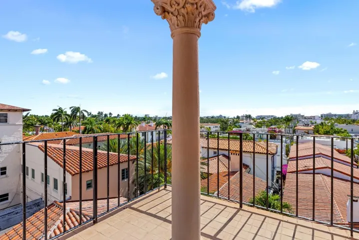 Penthouse Balcony