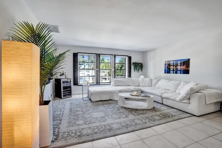 BREATH-TAKING WATER VIEWS IN THIS TRULY OVERSIZE UNIT... THIS UNIT IS THE SIZE OF SOME OF THE 2 BEDROOMS UNITS.