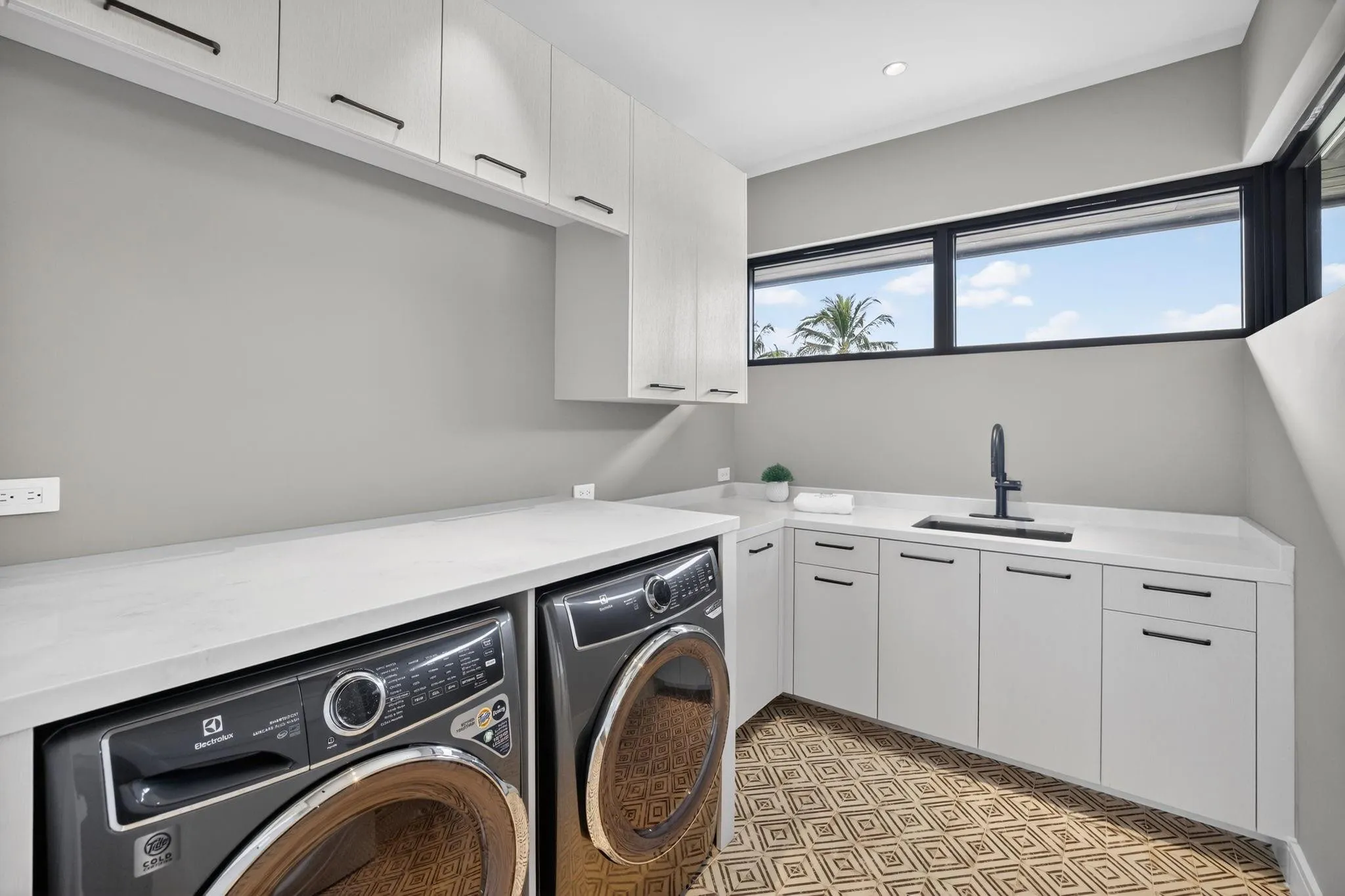 Property photo 68