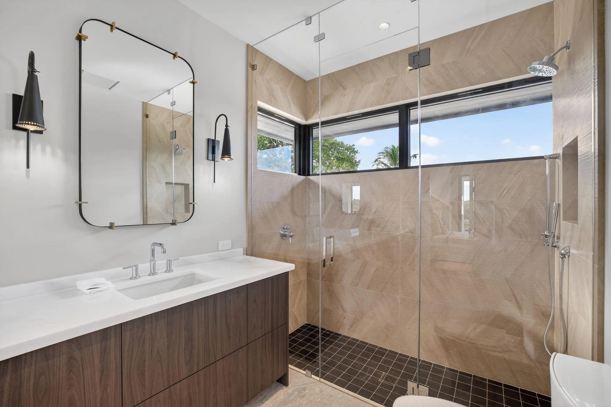 Property photo 73
