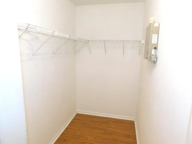 Walk-in closet