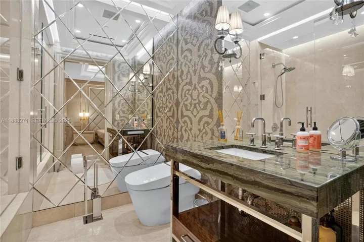 Bedroom 3 - Bathroom