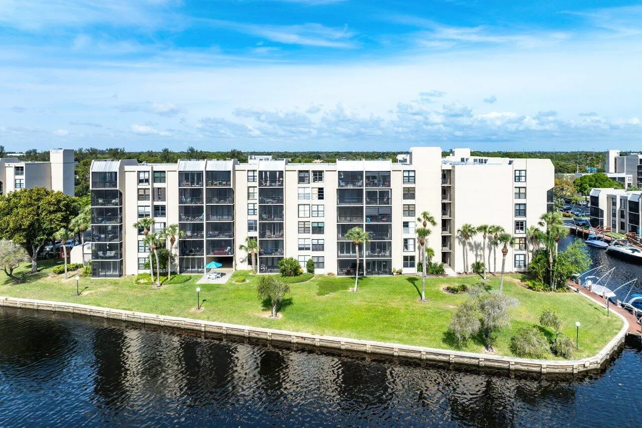 037-13RoyalPalmWay-Unit602-BocaRaton-FL-
