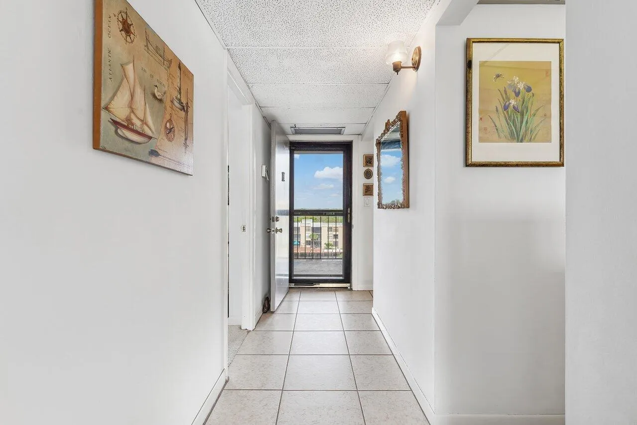 005-13RoyalPalmWay-Unit602-BocaRaton-FL-