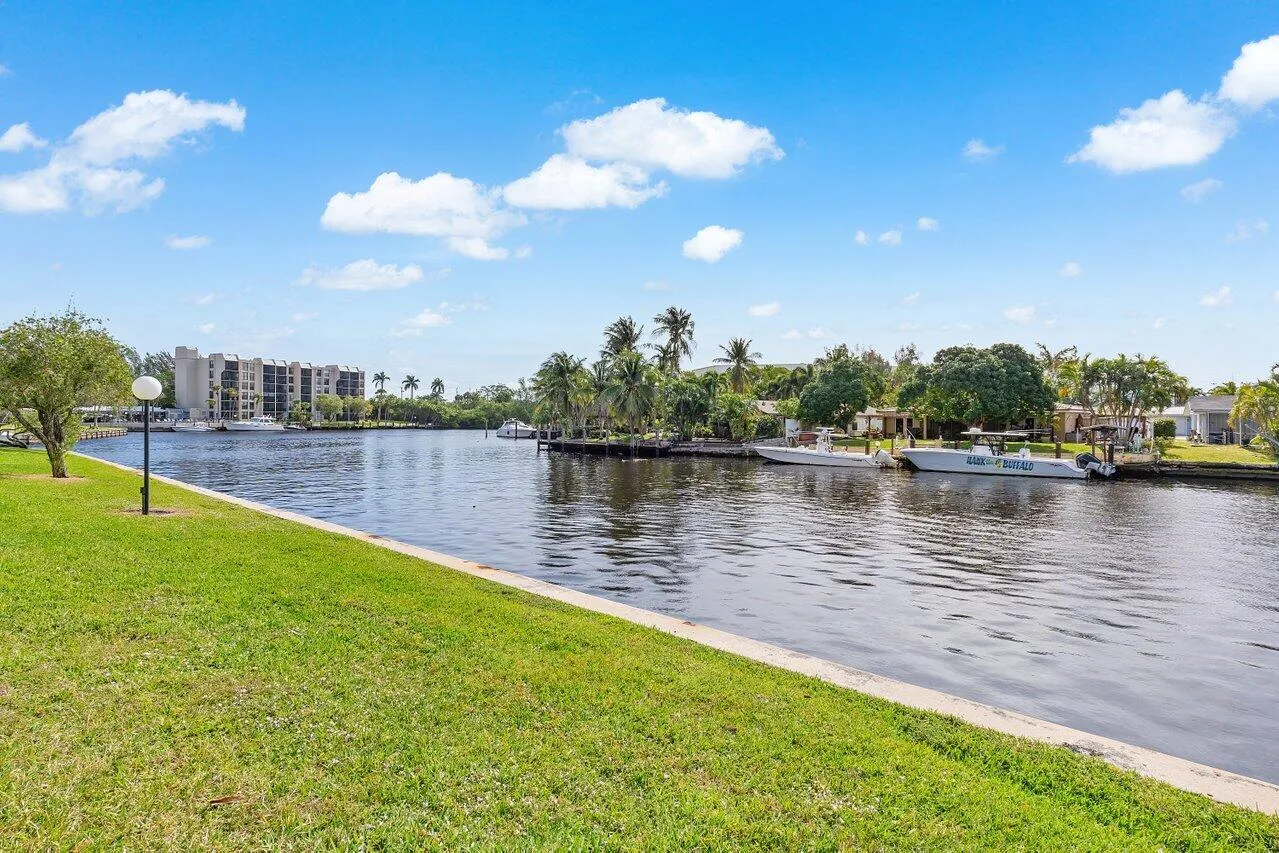 032-13RoyalPalmWay-Unit602-BocaRaton-FL-
