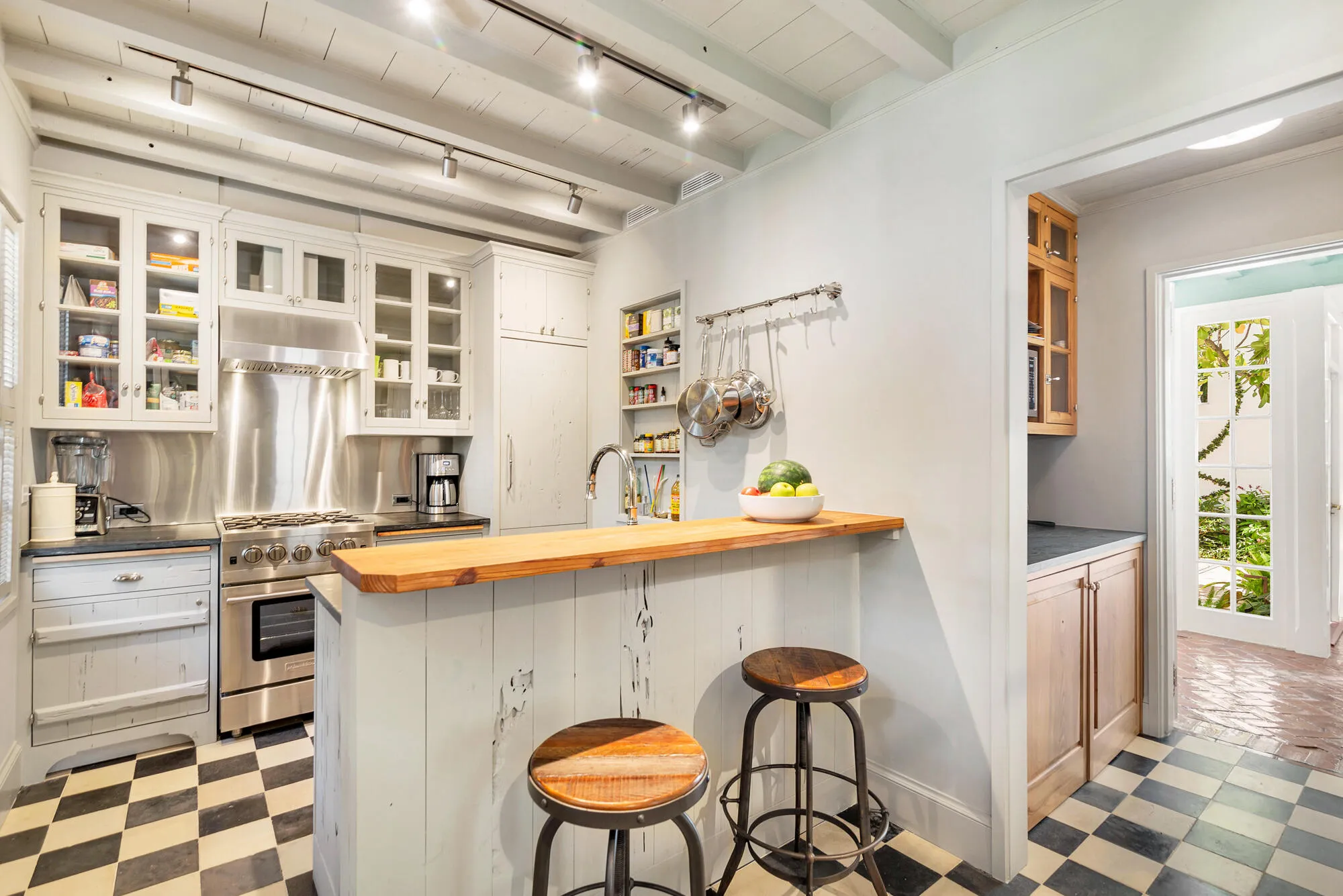 Property photo 8