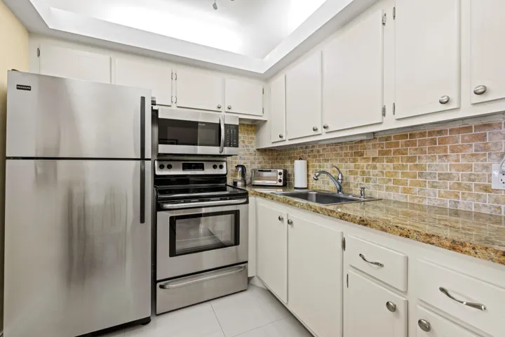 310 Farnham M Deerfield Beach(MLS)-11