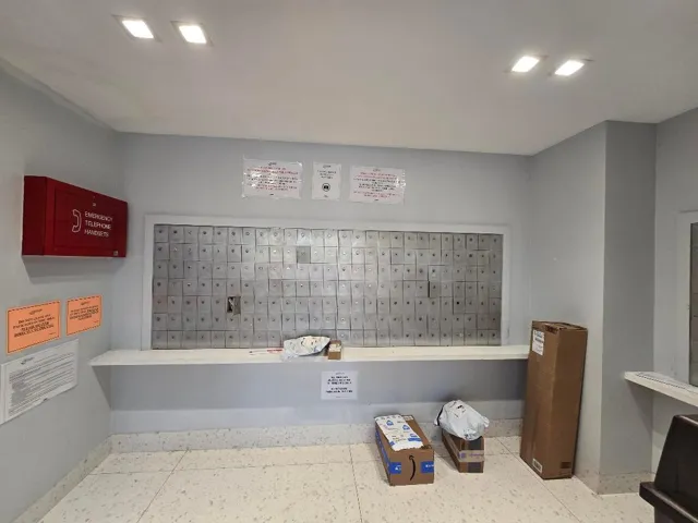 MAIL ROOM