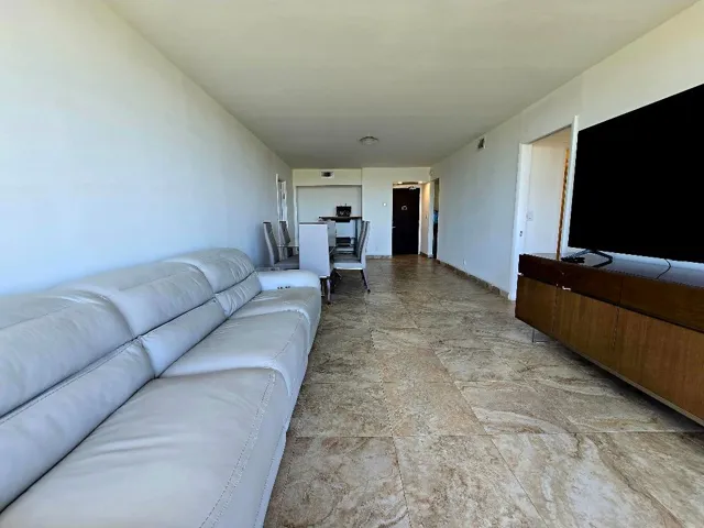 FAMILY, DINING ROOM
