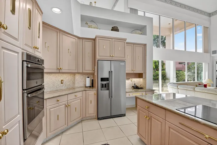 OPEN CONCEPT KITCHEN