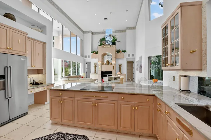 GOURMET KITCHEN
