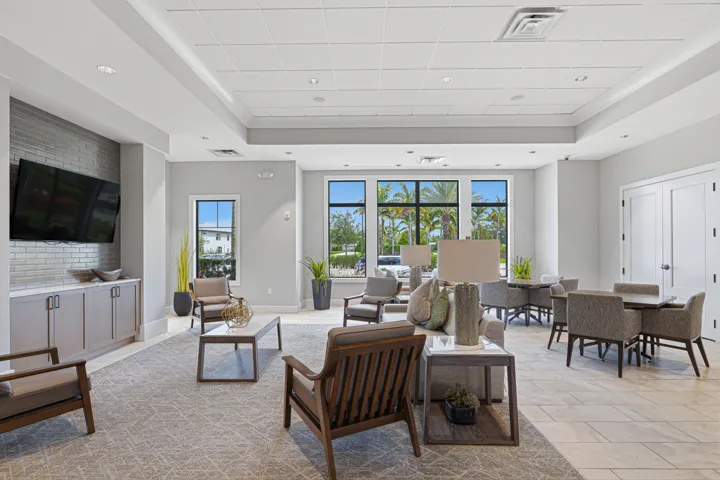 Clubhouse-RecRoom-Lounge