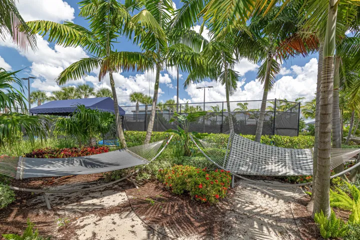 Clubhouse-Hammocks