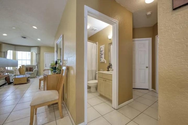 2nd Bathroom