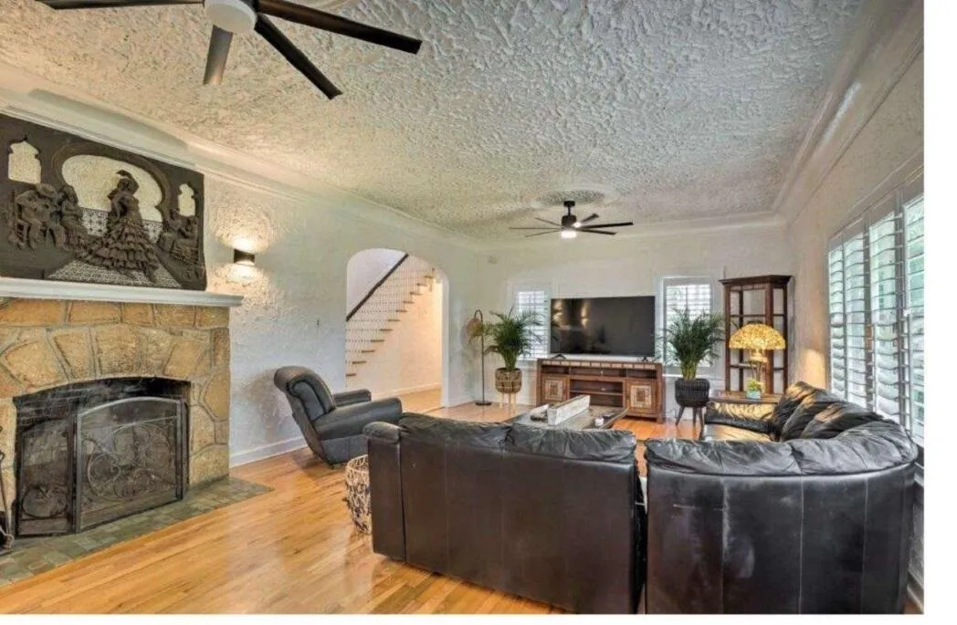 Living Room 2