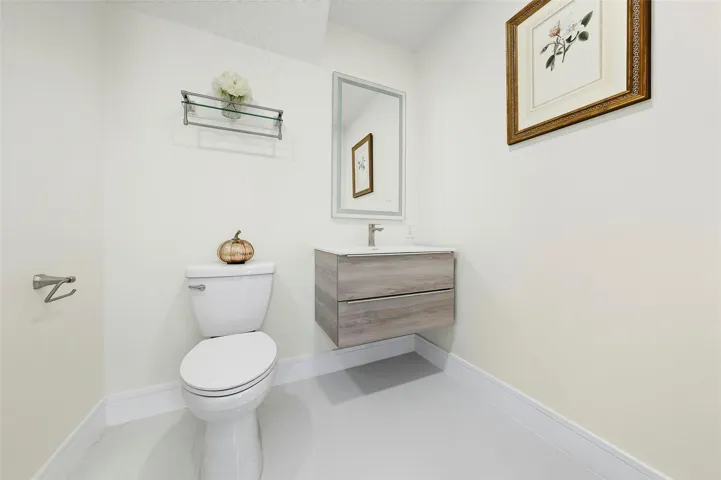 Powder room