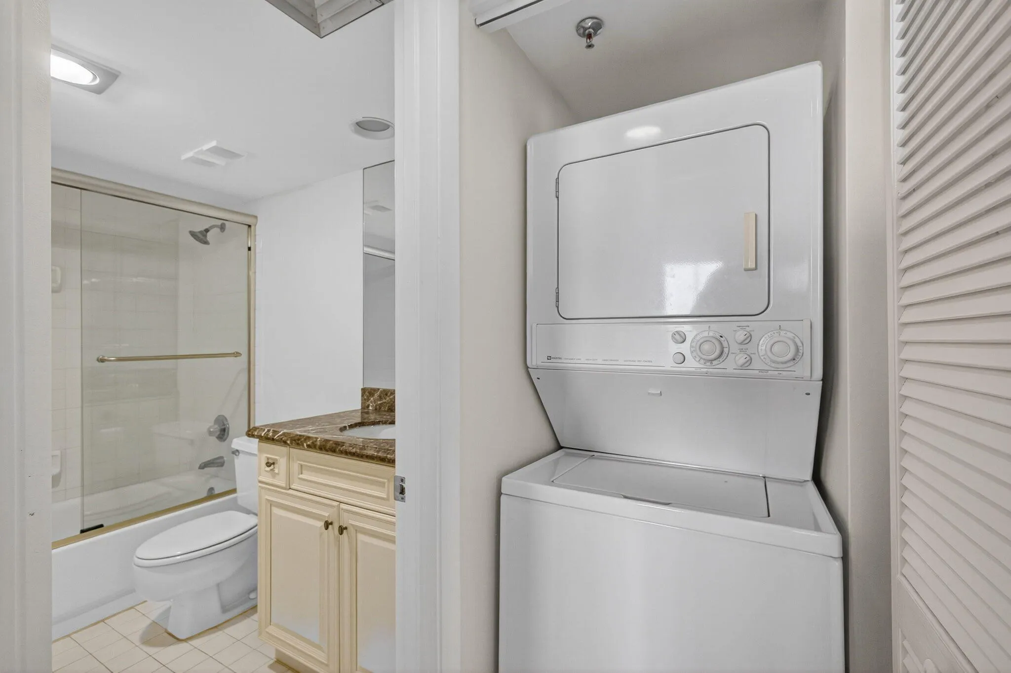 Guest bath / laundry