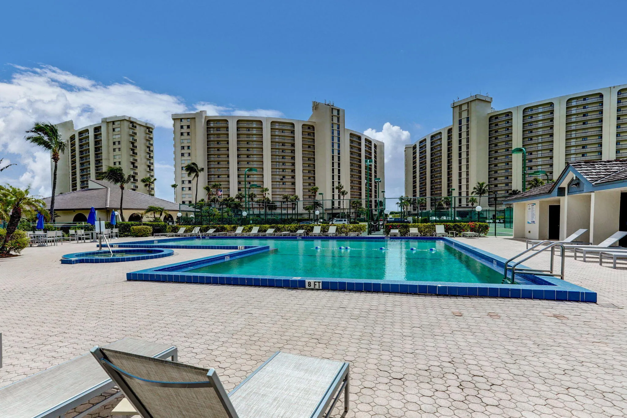 Master community pool