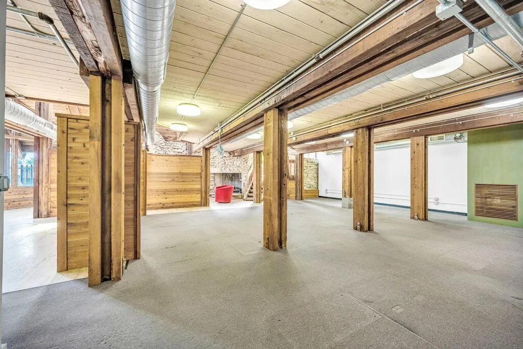 Property photo 25
