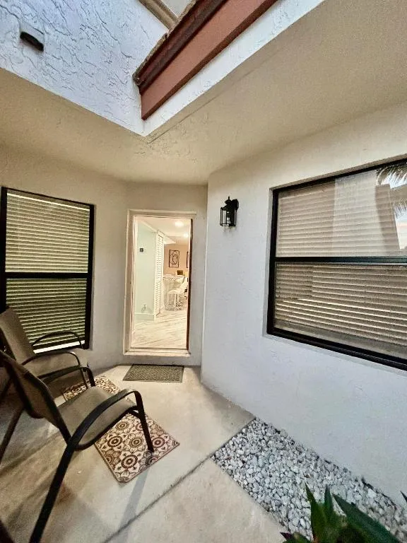 Private front patio