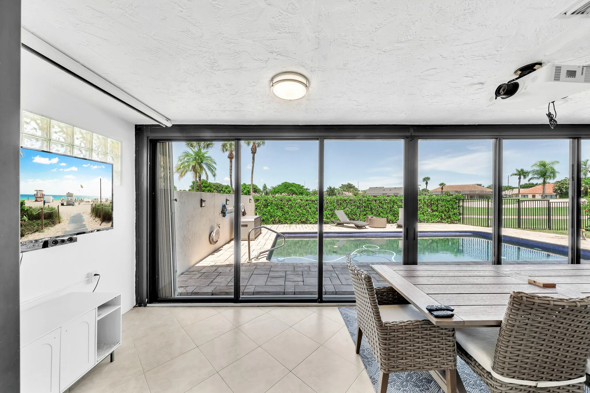 15 Patio (1)