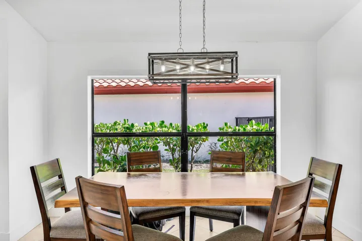 9 Dining Area (1)